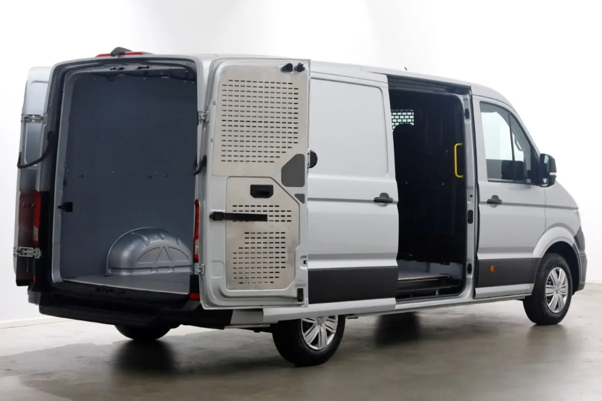 35 2.0 TDI 177pk DSG-Automaat L3H2 (L2H1) Airco/Navi/Camera 03-2023