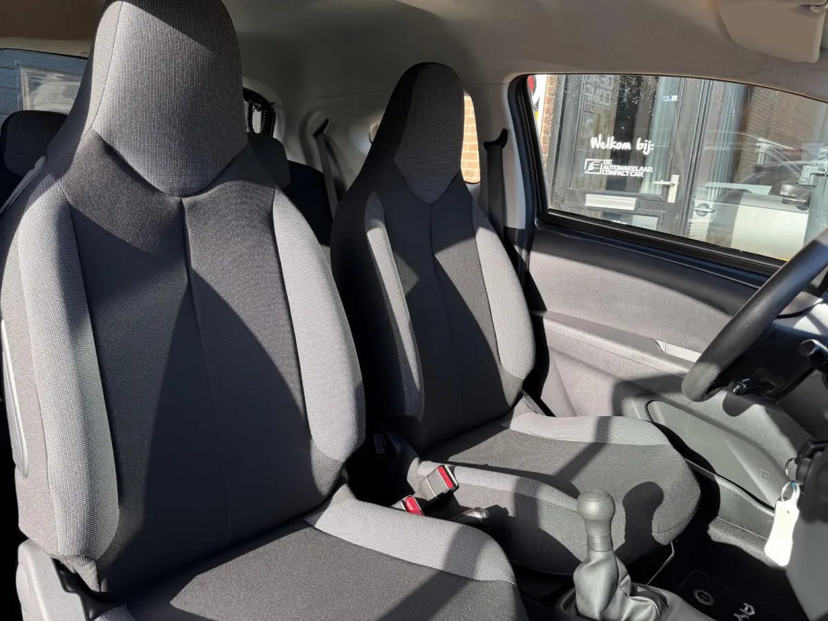 1.0 VVT-i x | SLECHTS 42.409 KM | ELEK.RAMEN | CENTRALE VERGR. | UPGRADE MOGELIJK |
