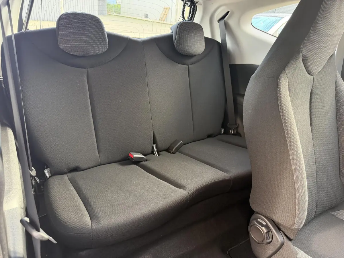 1.0 VVT-i x | SLECHTS 42.409 KM | ELEK.RAMEN | CENTRALE VERGR. | UPGRADE MOGELIJK |