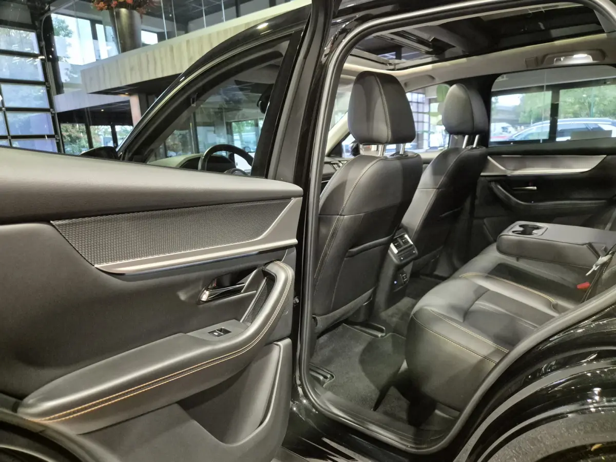 2.5 e-SkyActiv PHEV Homura Plus Panorama | HUD | Bose | 360 Camera | Full optie