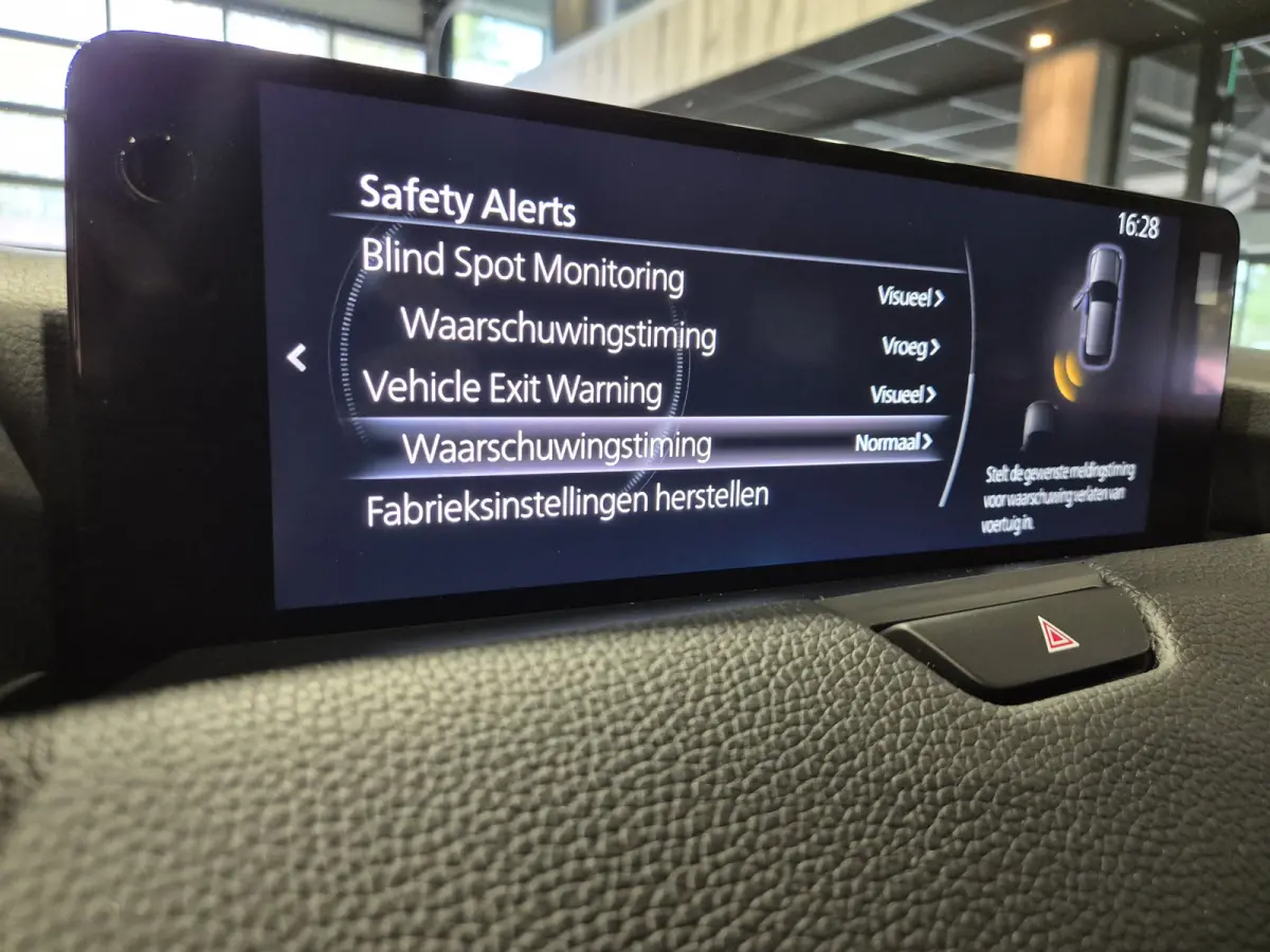 2.5 e-SkyActiv PHEV Homura Plus Panorama | HUD | Bose | 360 Camera | Full optie
