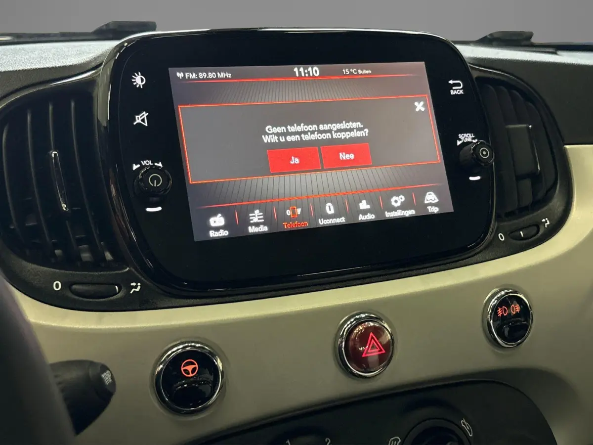 1.0 Hybrid Star | Apple Carplay/Android Auto | Parkeersensoren | LMV 15" | Glazen Panoramadak | Cruise control |