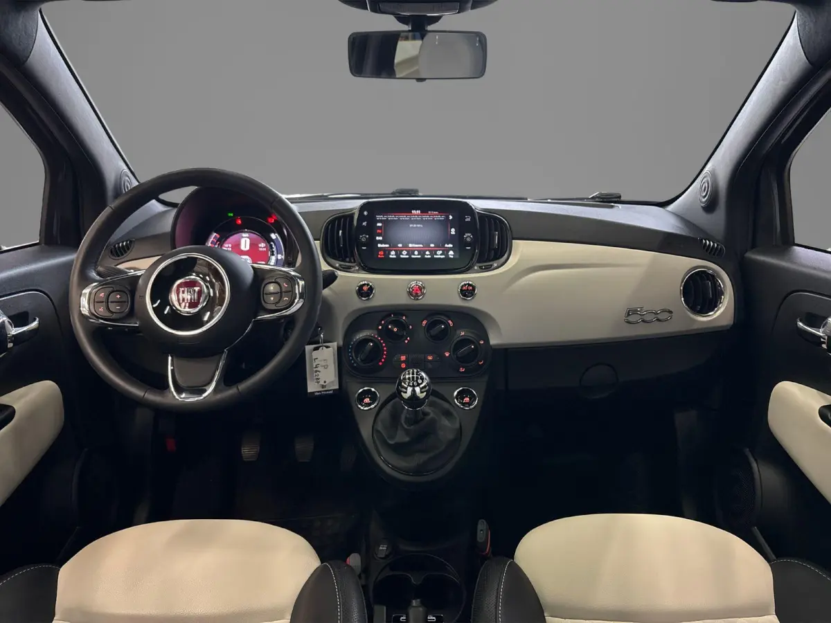 1.0 Hybrid Star | Apple Carplay/Android Auto | Parkeersensoren | LMV 15" | Glazen Panoramadak | Cruise control |
