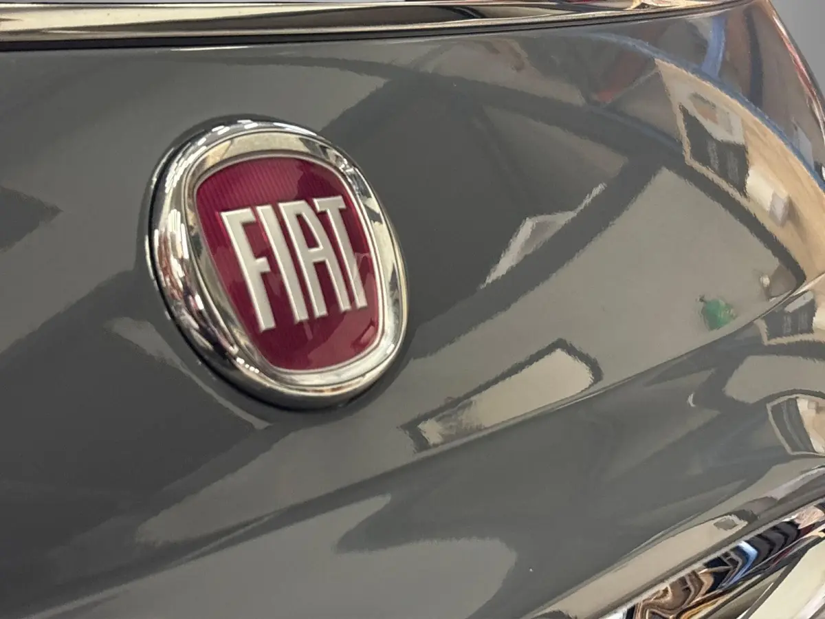 1.0 Hybrid Dolcevita | Apple Carplay/Android Auto | Airco | Parkeersensoren | LMV 15" |