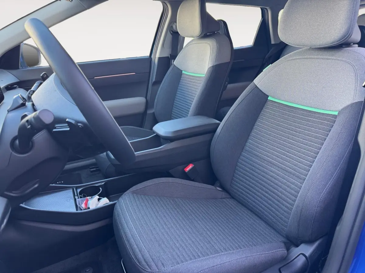 Air 58.3 kWh | Stoel + Stuurverwarming | Navigatie | Climate control | Adaptieve cruis control | Keyless | DEMO