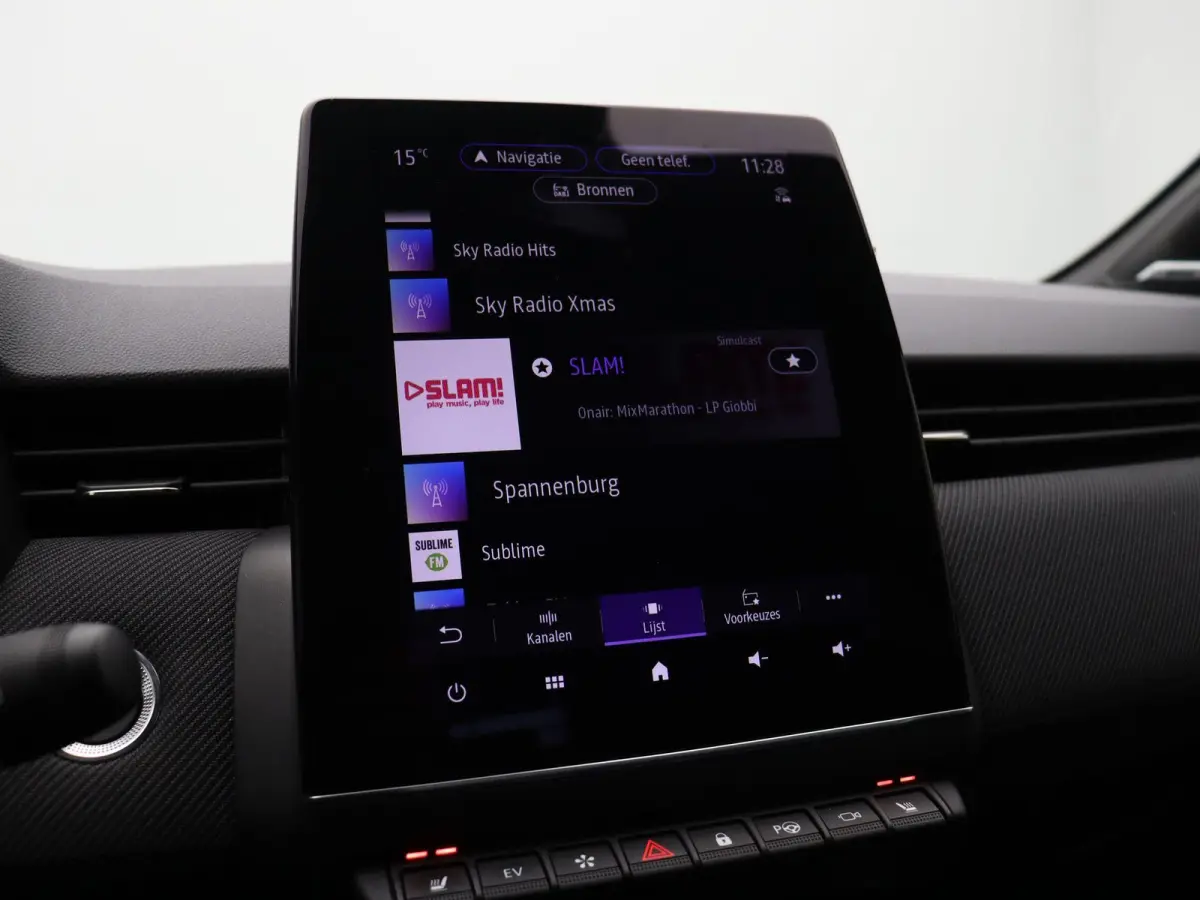 E-Tech Full Hybrid 145pk esprit Alpine | BOSE Audio | Trekhaak | Stoel- en stuurwielverwarming | 360 graden camera |