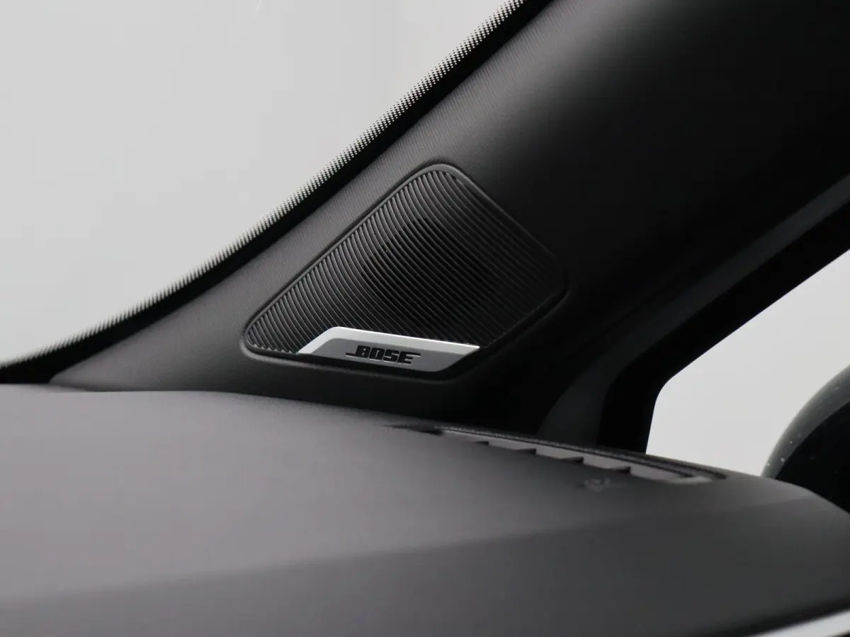 E-Tech Full Hybrid 145pk esprit Alpine | BOSE Audio | Trekhaak | Stoel- en stuurwielverwarming | 360 graden camera |