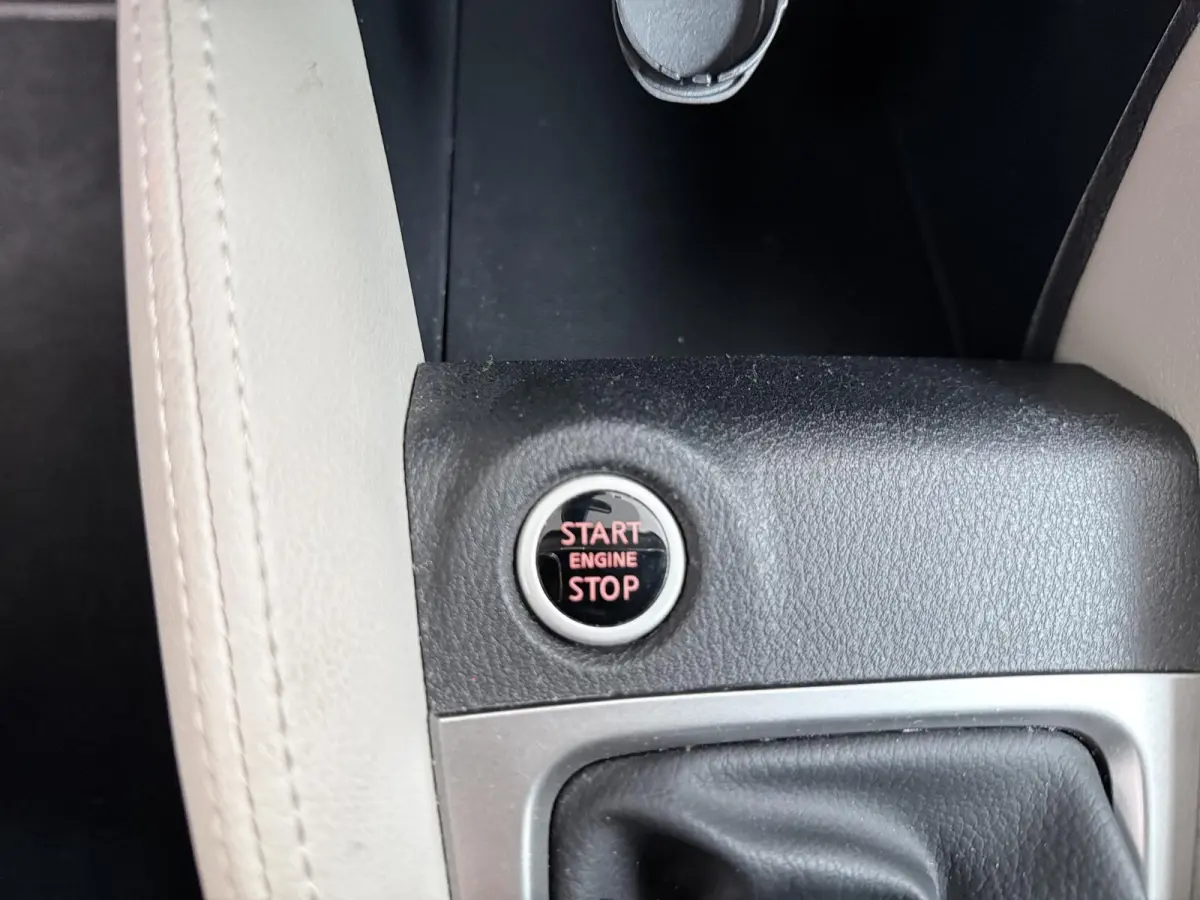 1.0 IG-T Tekna | Trekhaak | Navigatie | BOSE Audio |