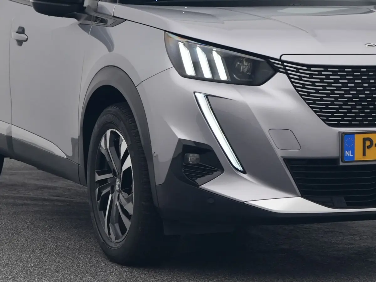 EV Allure 50 kWh | CAMERA | KEYLESS