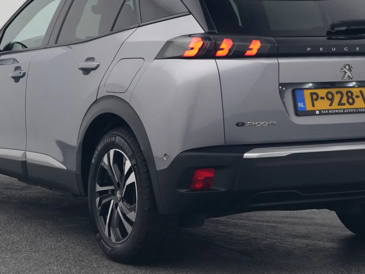 EV Allure 50 kWh | CAMERA | KEYLESS