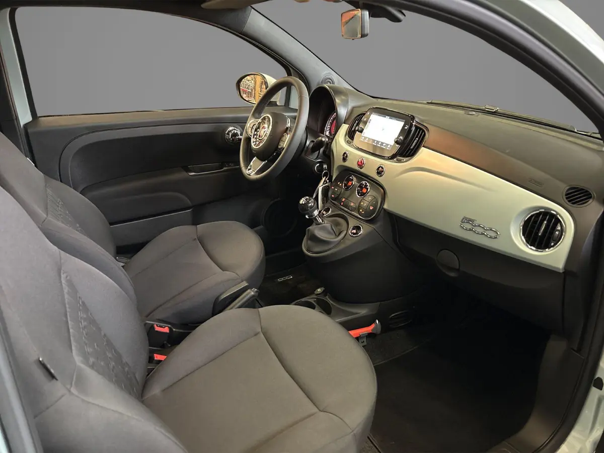 1.0 Hybrid Dolcevita | Apple Carplay/Android Auto | Airco | Glazen Panoramadak | Parkeersensoren | LMV 16" |