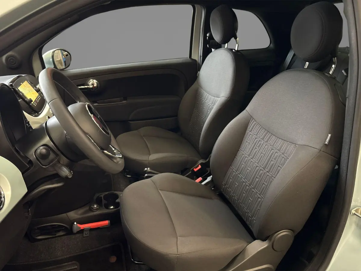 1.0 Hybrid Dolcevita | Apple Carplay/Android Auto | Airco | Glazen Panoramadak | Parkeersensoren | LMV 16" |