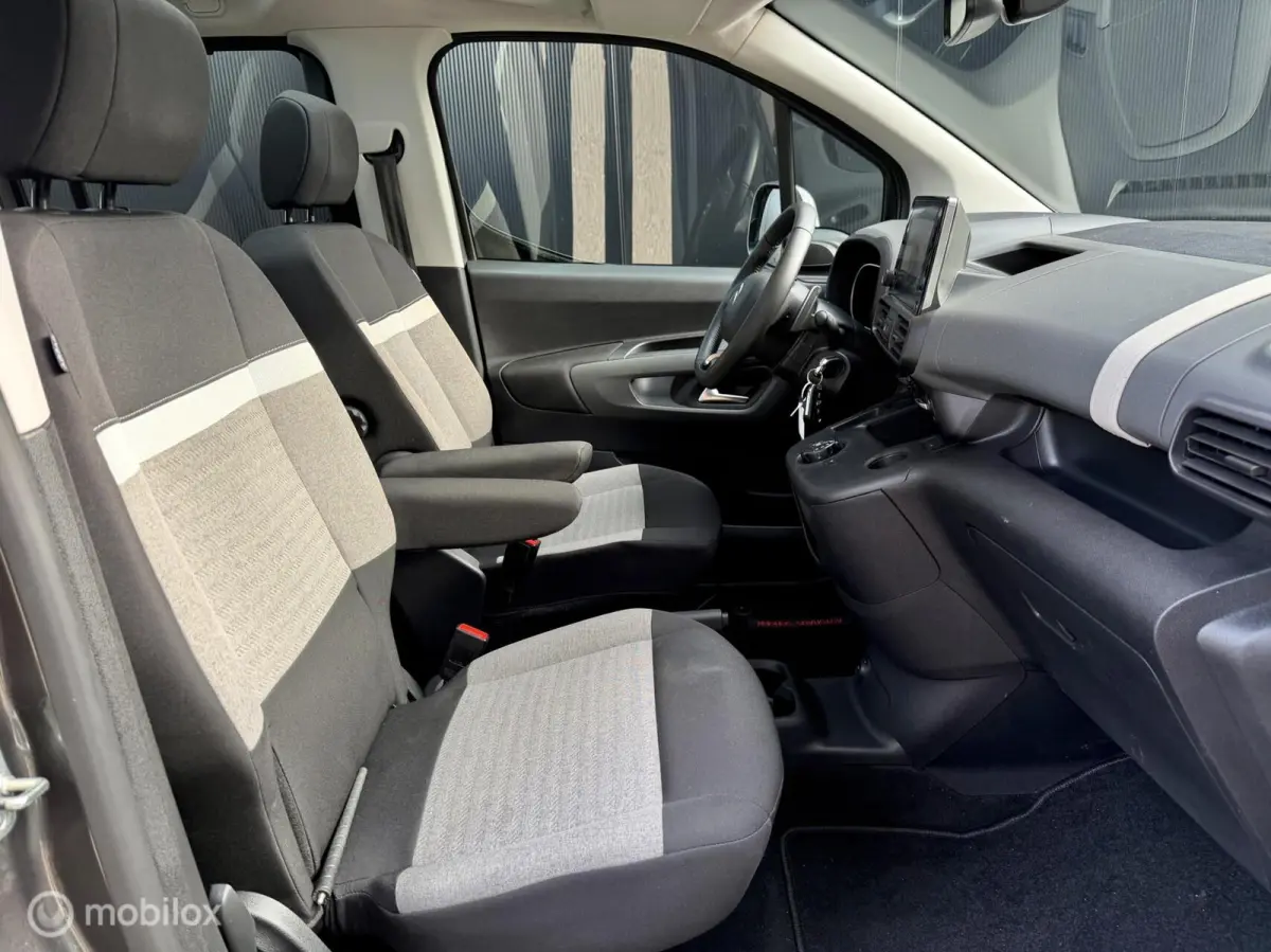 combi 1.2 PureTech Shine