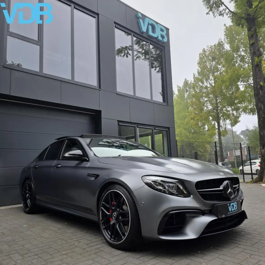 AMG 63 S 4MATIC EDITION ONE SCHAALSTOELEN