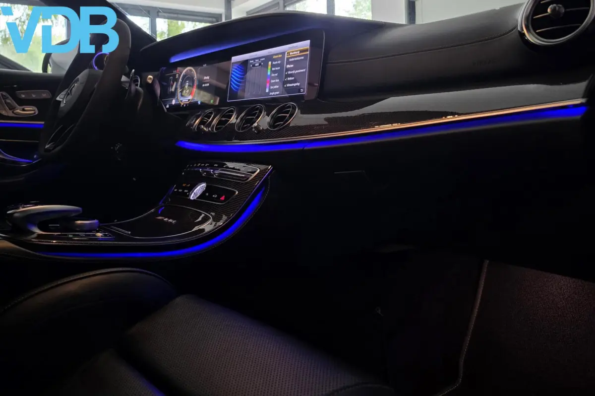 AMG 63 S 4MATIC EDITION ONE SCHAALSTOELEN