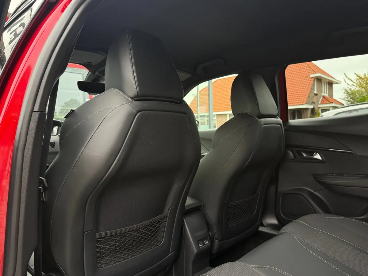 1.2 Hybrid 145PK GT | Carplay | Cruise | Camera