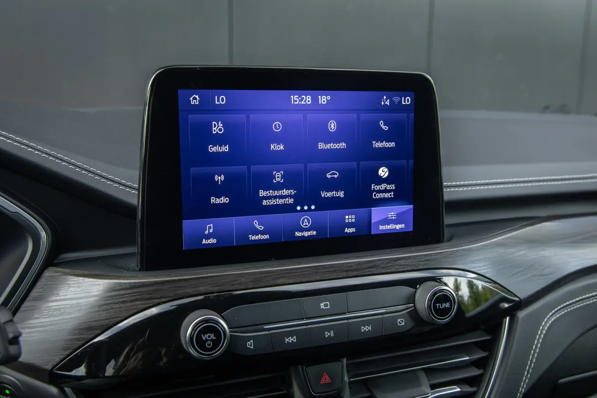 2.5 PHEV Vignale | Trekhaak | Head-up display | Adaptieve cruise | Full LED | 19 INCH | Camera | Dodehoek detectie | Memory-seat | B&O Audio