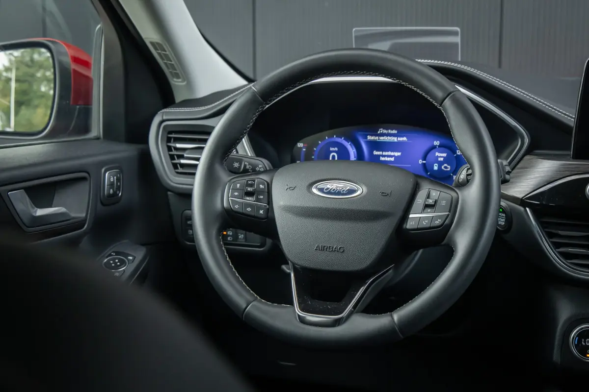 2.5 PHEV Vignale | Trekhaak | Head-up display | Adaptieve cruise | Full LED | 19 INCH | Camera | Dodehoek detectie | Memory-seat | B&O Audio