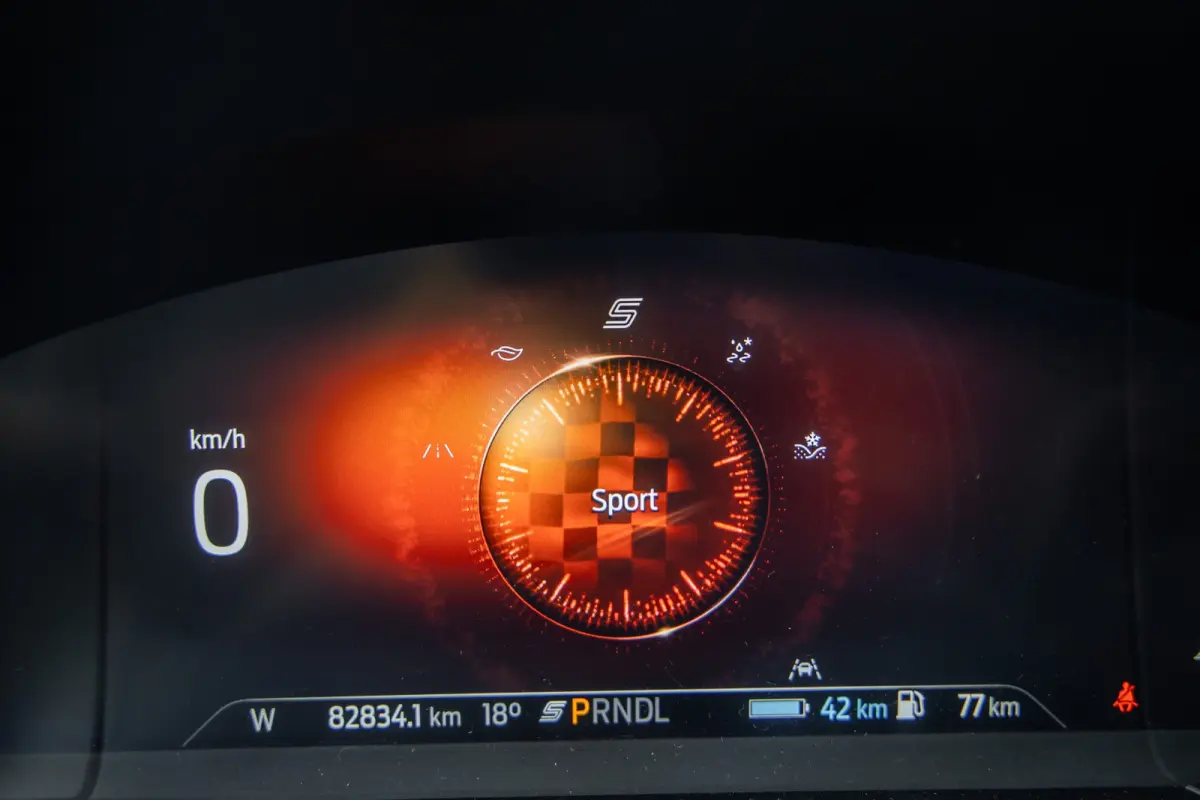 2.5 PHEV Vignale | Trekhaak | Head-up display | Adaptieve cruise | Full LED | 19 INCH | Camera | Dodehoek detectie | Memory-seat | B&O Audio