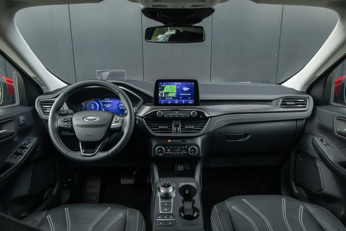 2.5 PHEV Vignale | Trekhaak | Head-up display | Adaptieve cruise | Full LED | 19 INCH | Camera | Dodehoek detectie | Memory-seat | B&O Audio