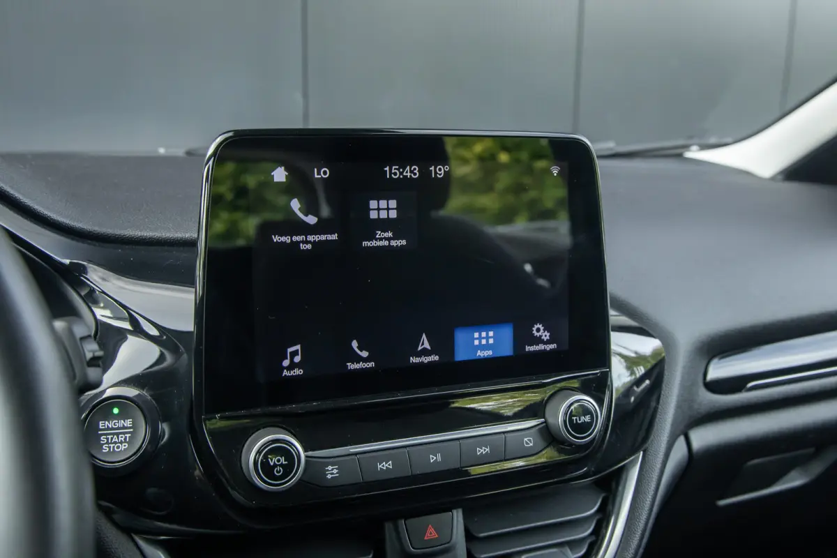 1.0 EcoBoost Titanium | Trekhaak | Parkeer-camera | Apple carplay / Andriod auto