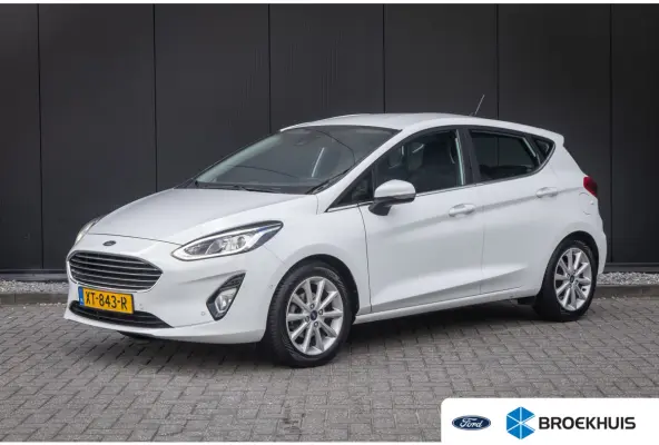 1.0 EcoBoost Titanium | Trekhaak | Parkeer-camera | Apple carplay / Andriod auto