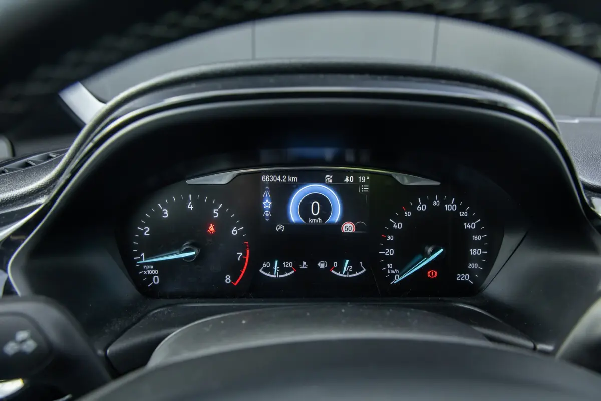 1.0 EcoBoost Titanium | Trekhaak | Parkeer-camera | Apple carplay / Andriod auto