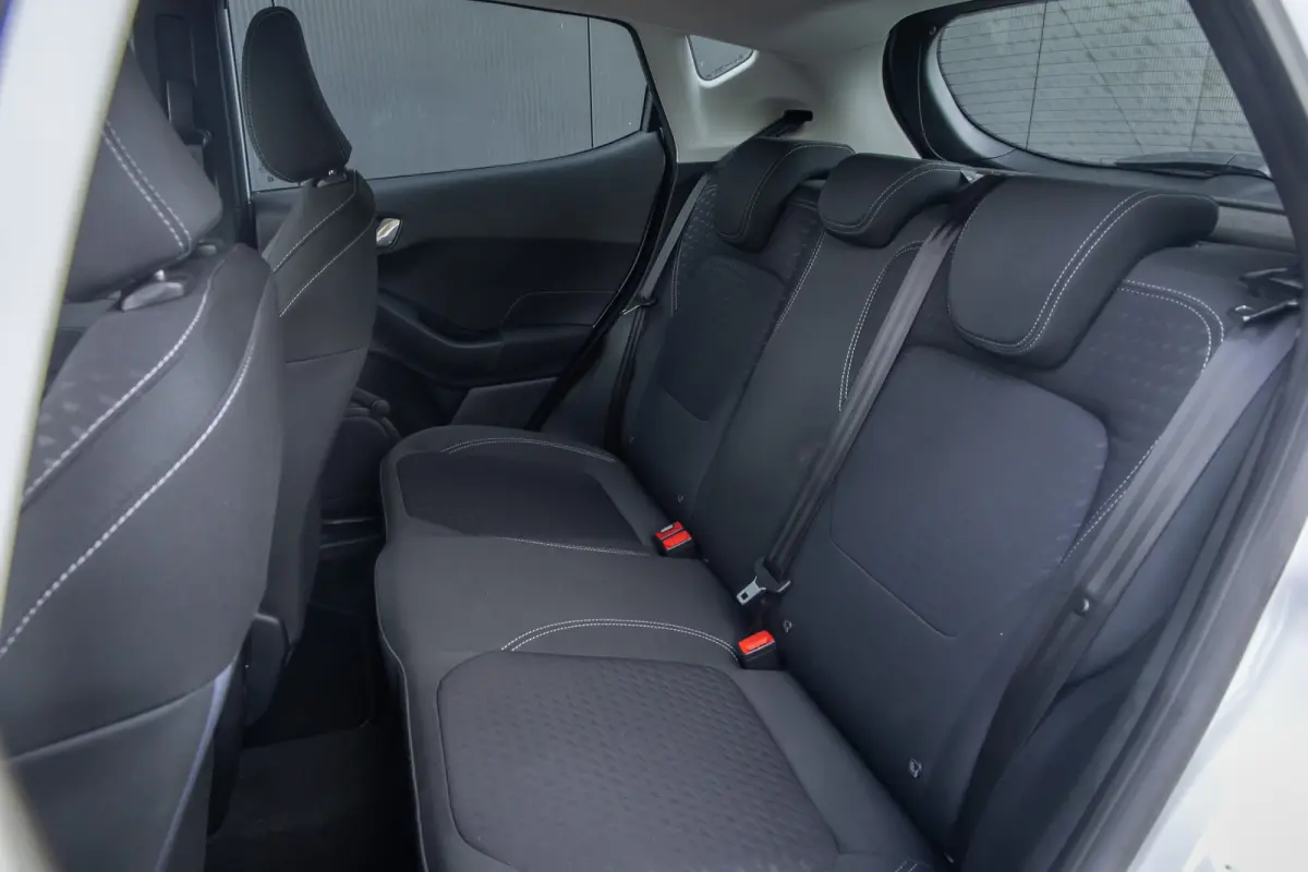 1.0 EcoBoost Titanium | Trekhaak | Parkeer-camera | Apple carplay / Andriod auto