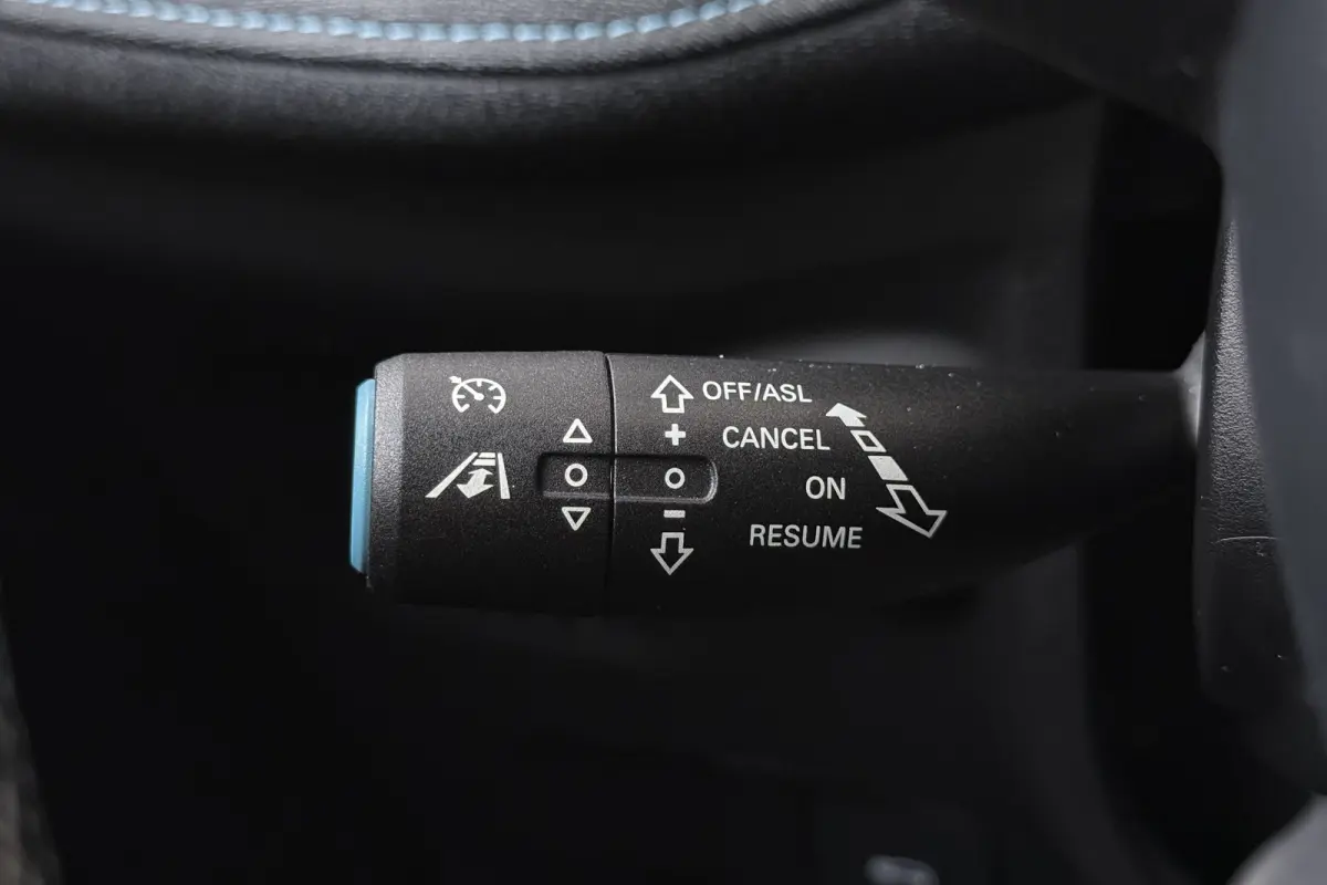 MG5 Electric Long Range Luxury 61 kWh (95% SOH) 360*Camera Adapt.Cruise Carplay