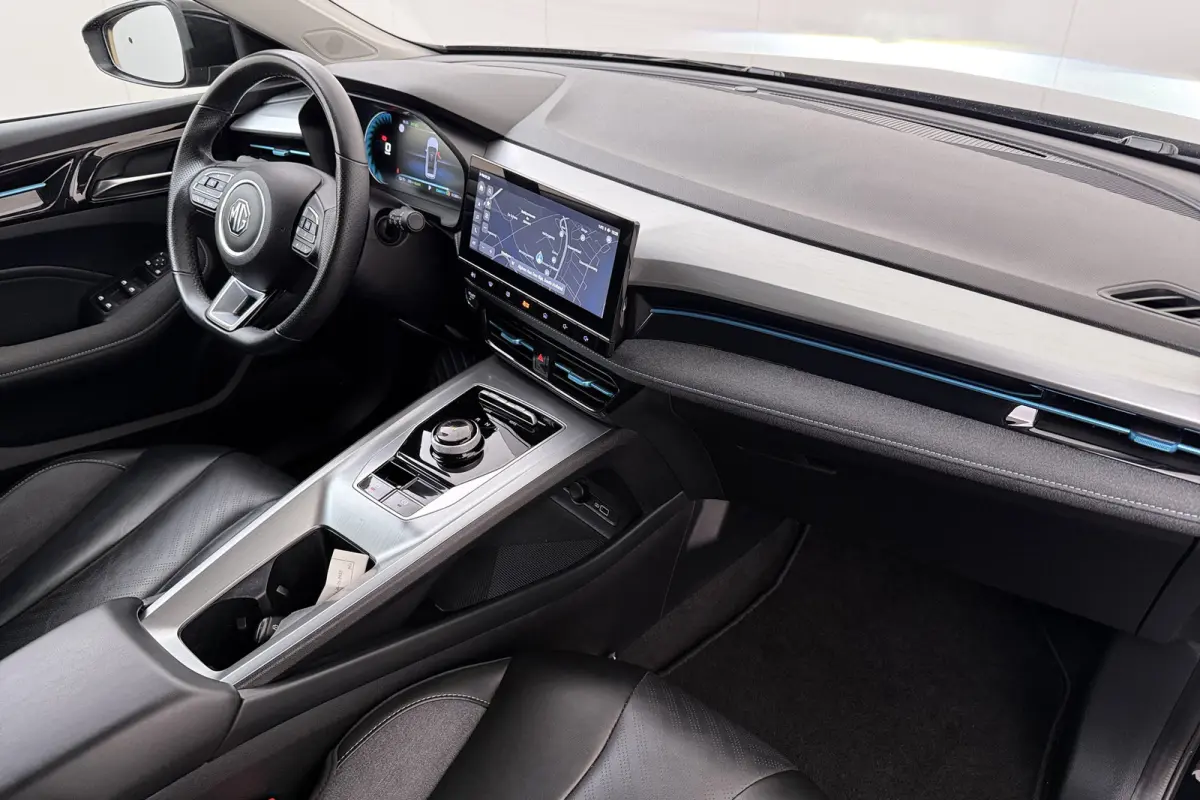 MG5 Electric Long Range Luxury 61 kWh (95% SOH) 360*Camera Adapt.Cruise Carplay