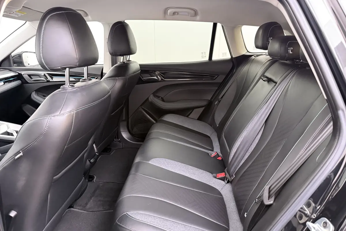 MG5 Electric Long Range Luxury 61 kWh (95% SOH) 360*Camera Adapt.Cruise Carplay