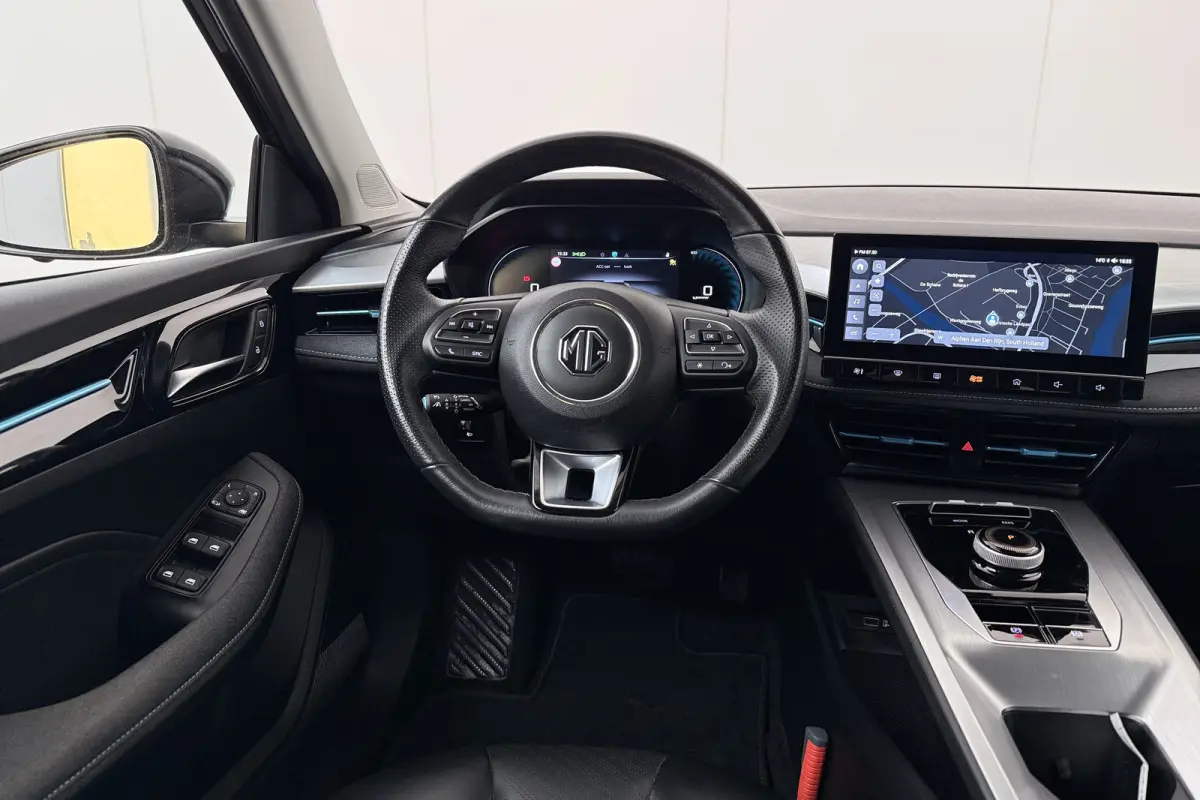 MG5 Electric Long Range Luxury 61 kWh (95% SOH) 360*Camera Adapt.Cruise Carplay