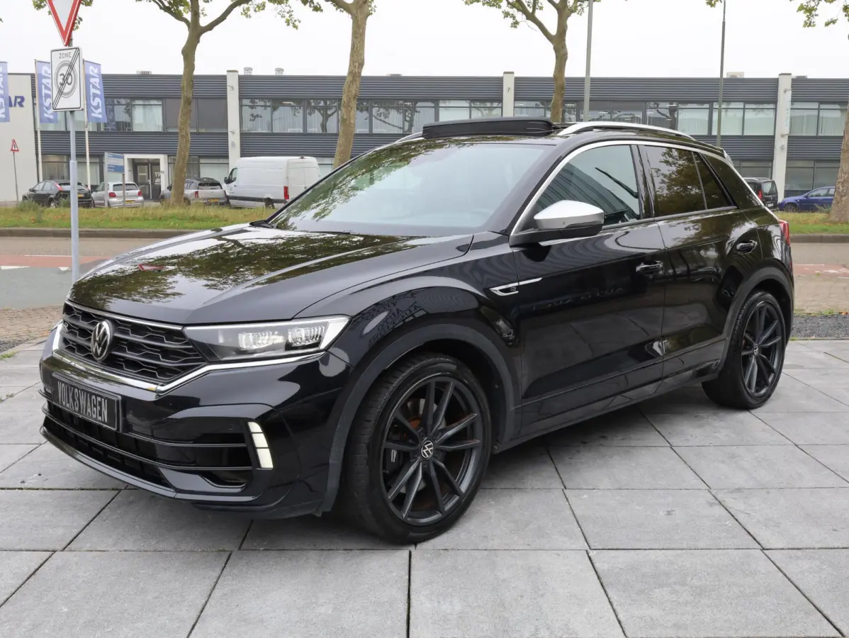 R 2.0 4M Panodak | Leer | Beats | Keyless | Virtual | Camera | Elektrische kofferklep | 19"Inch |