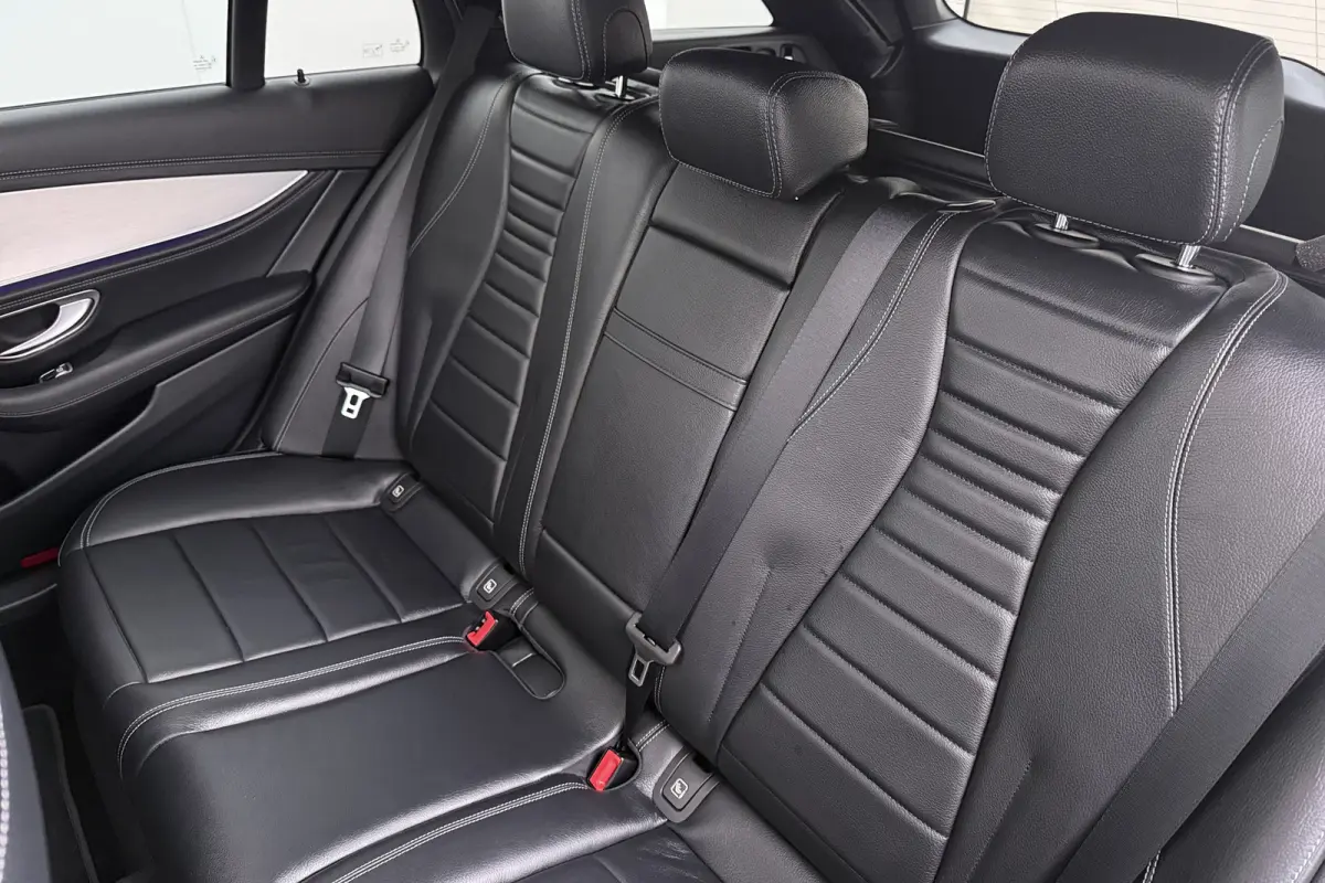300 e Business Solution AMG Pano-dak Burmester 360* Camera