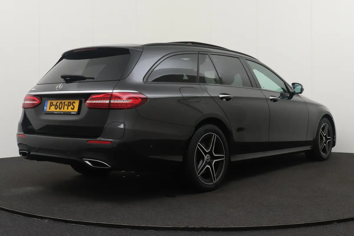 300 e Business Solution AMG Pano-dak Burmester 360* Camera