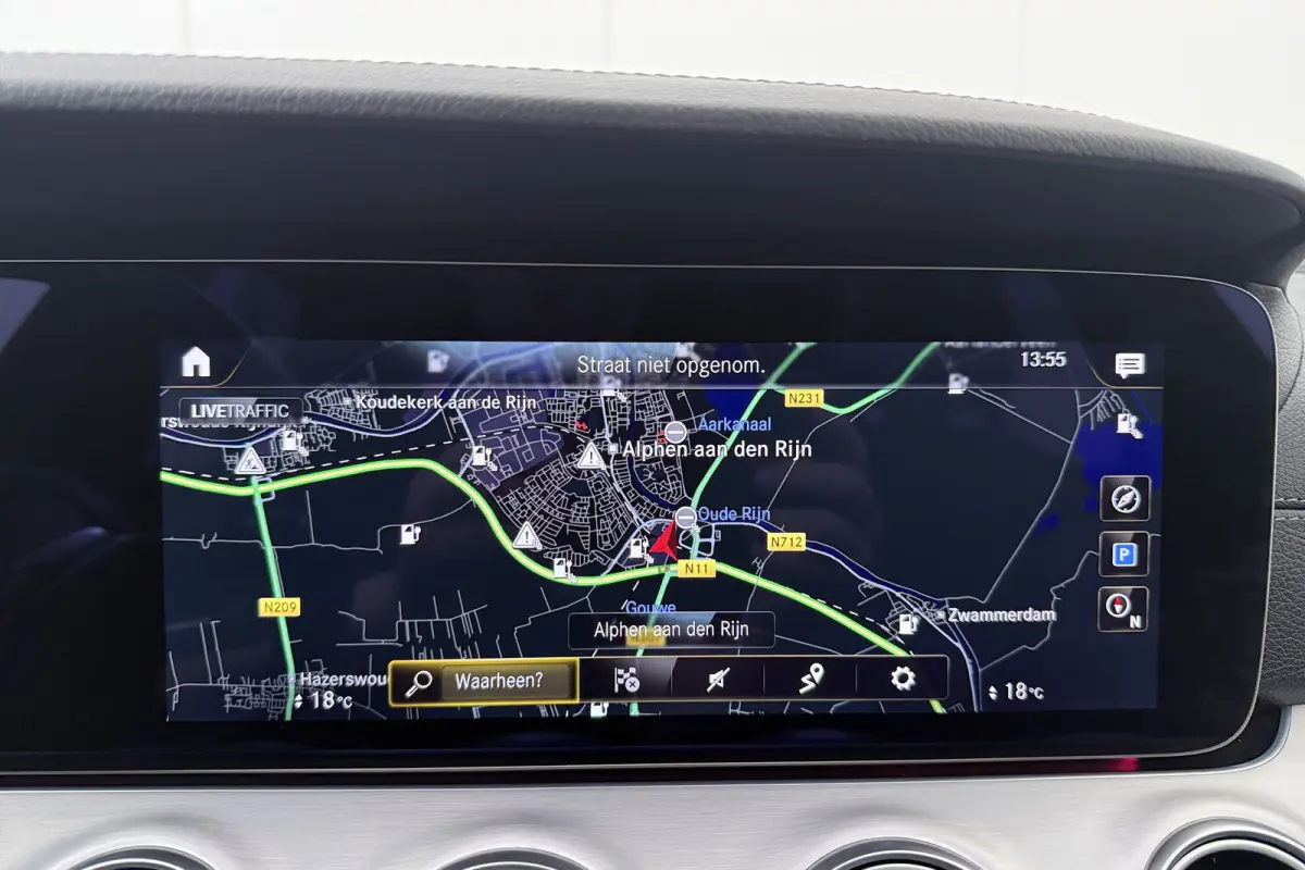 300 e Business Solution AMG Pano-dak Burmester 360* Camera