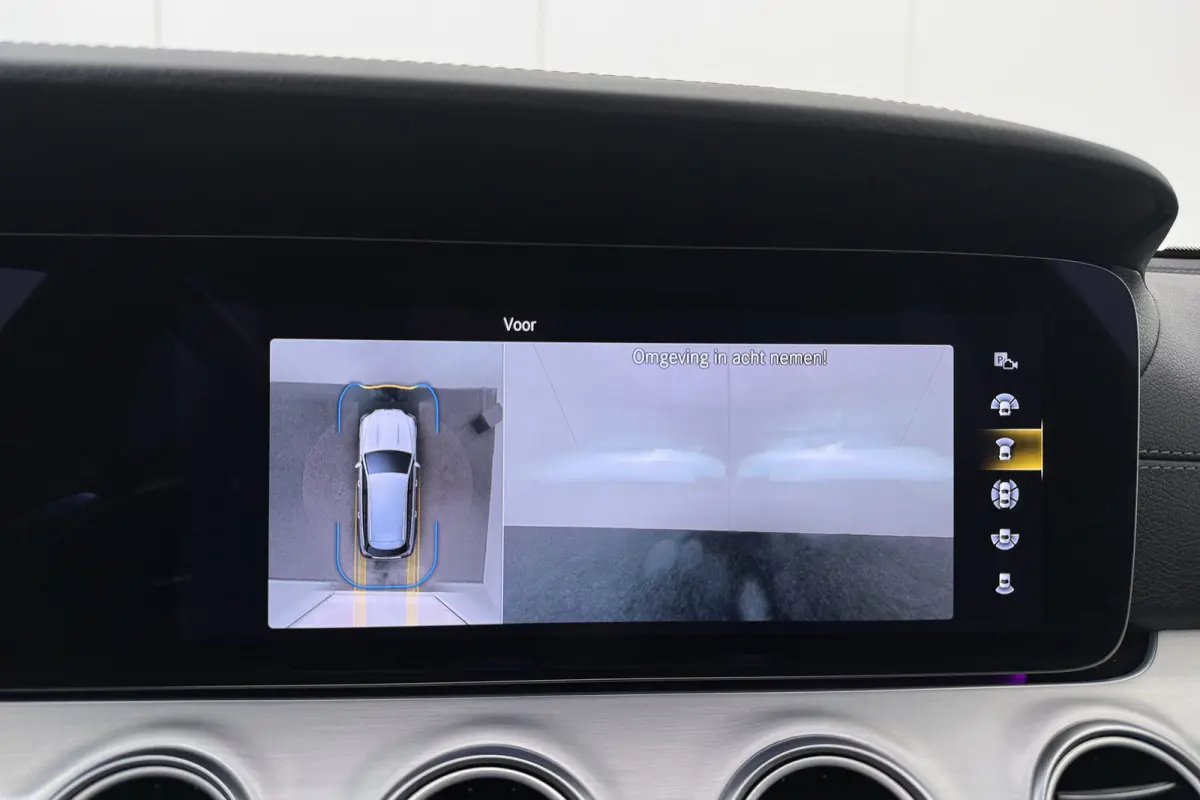 300 e Business Solution AMG Pano-dak Burmester 360* Camera