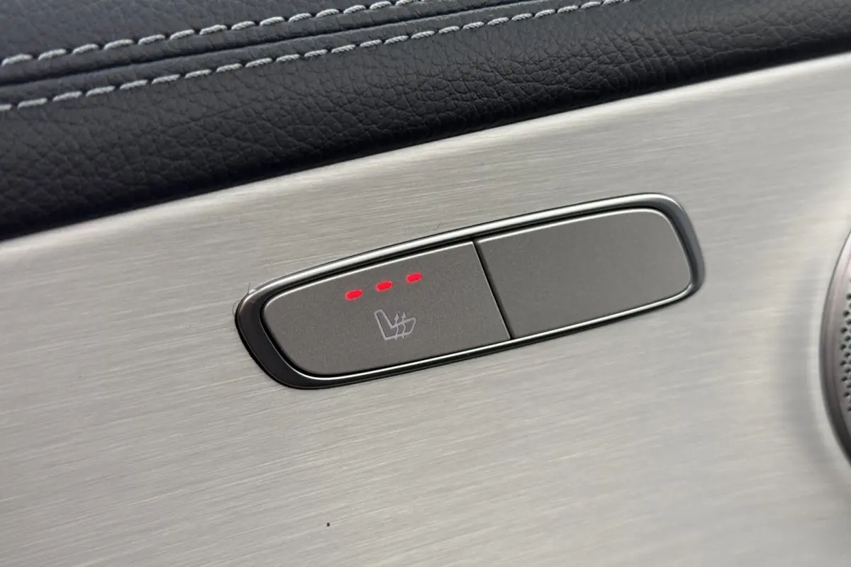 300 e Business Solution AMG Pano-dak Burmester 360* Camera