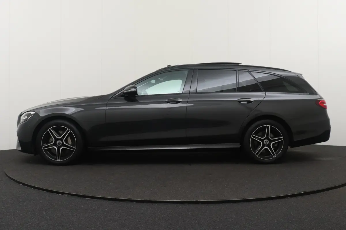 300 e Business Solution AMG Pano-dak Burmester 360* Camera
