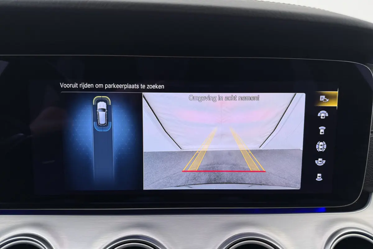 300 e Business Solution AMG Pano-dak Burmester 360* Camera