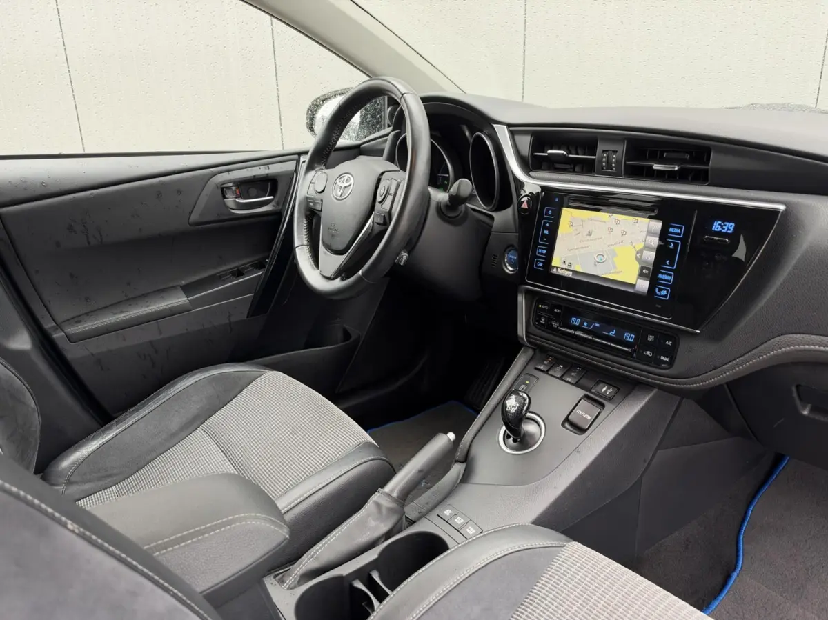 1.8 Hybrid Executive|Trekhaak|NL-Auto