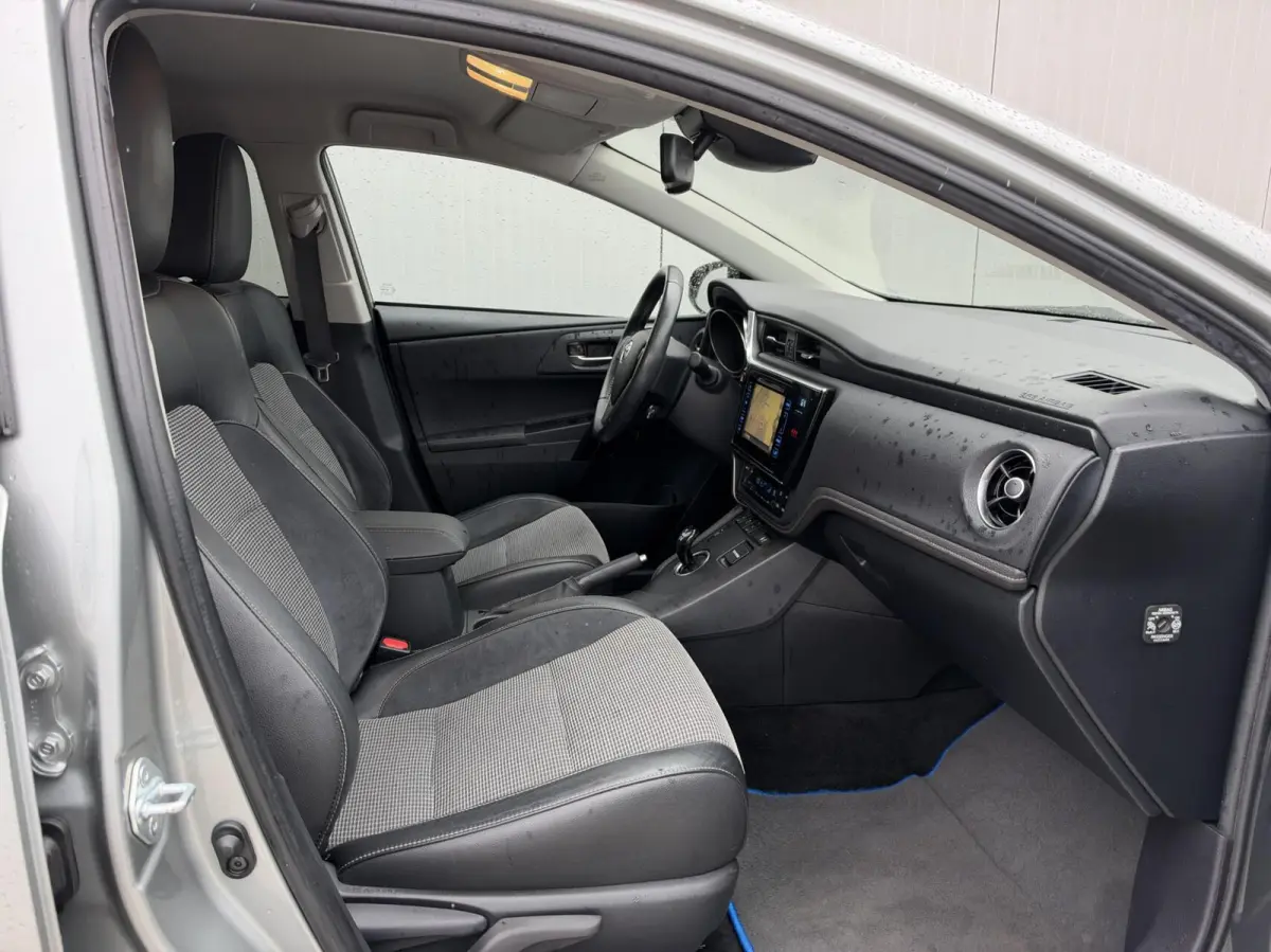 1.8 Hybrid Executive|Trekhaak|NL-Auto