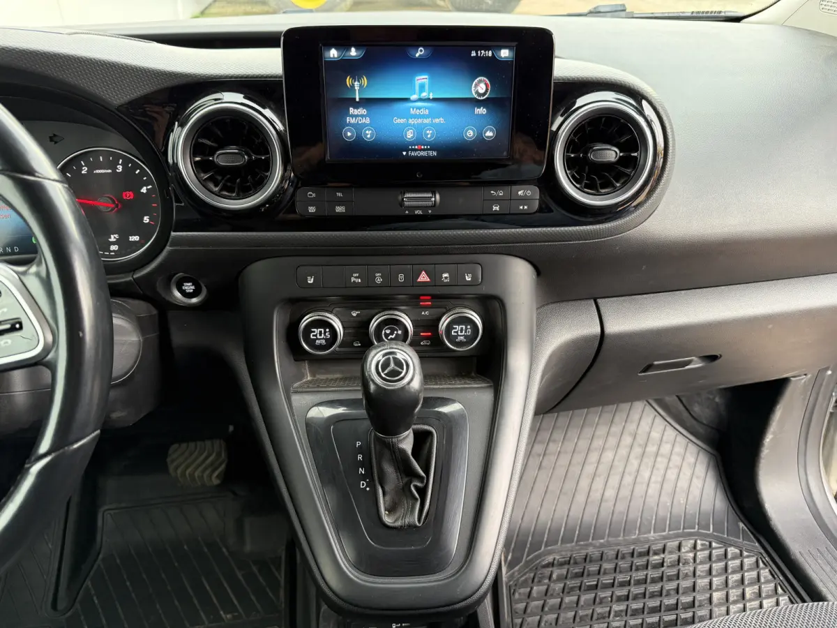 112 1.5 CDI Automaat Led Climate Control Cruise Control Trekhaak Imperiaal Carplay Camera Navigatie Parkeersensoren
