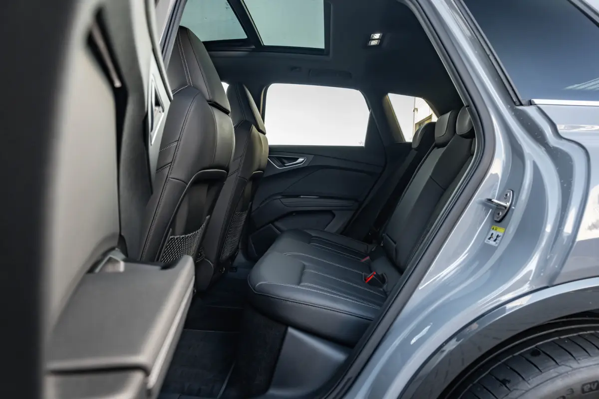 45 quattro Advanced edition 82 kWh 286 | Panorama Dak | Ledere Bekleding | Elek. Stoelen incl. geheugen | Stoel+stuurwielverwarming