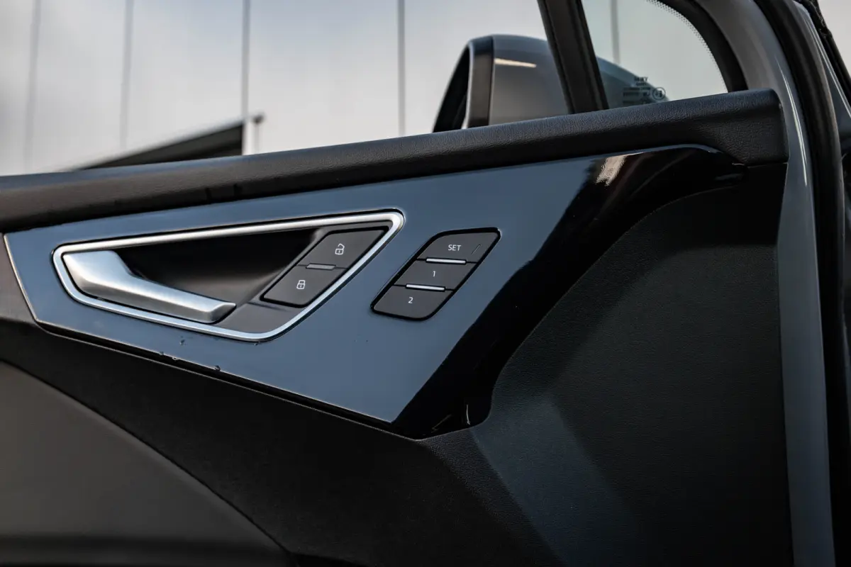 45 quattro Advanced edition 82 kWh 286 | Panorama Dak | Ledere Bekleding | Elek. Stoelen incl. geheugen | Stoel+stuurwielverwarming