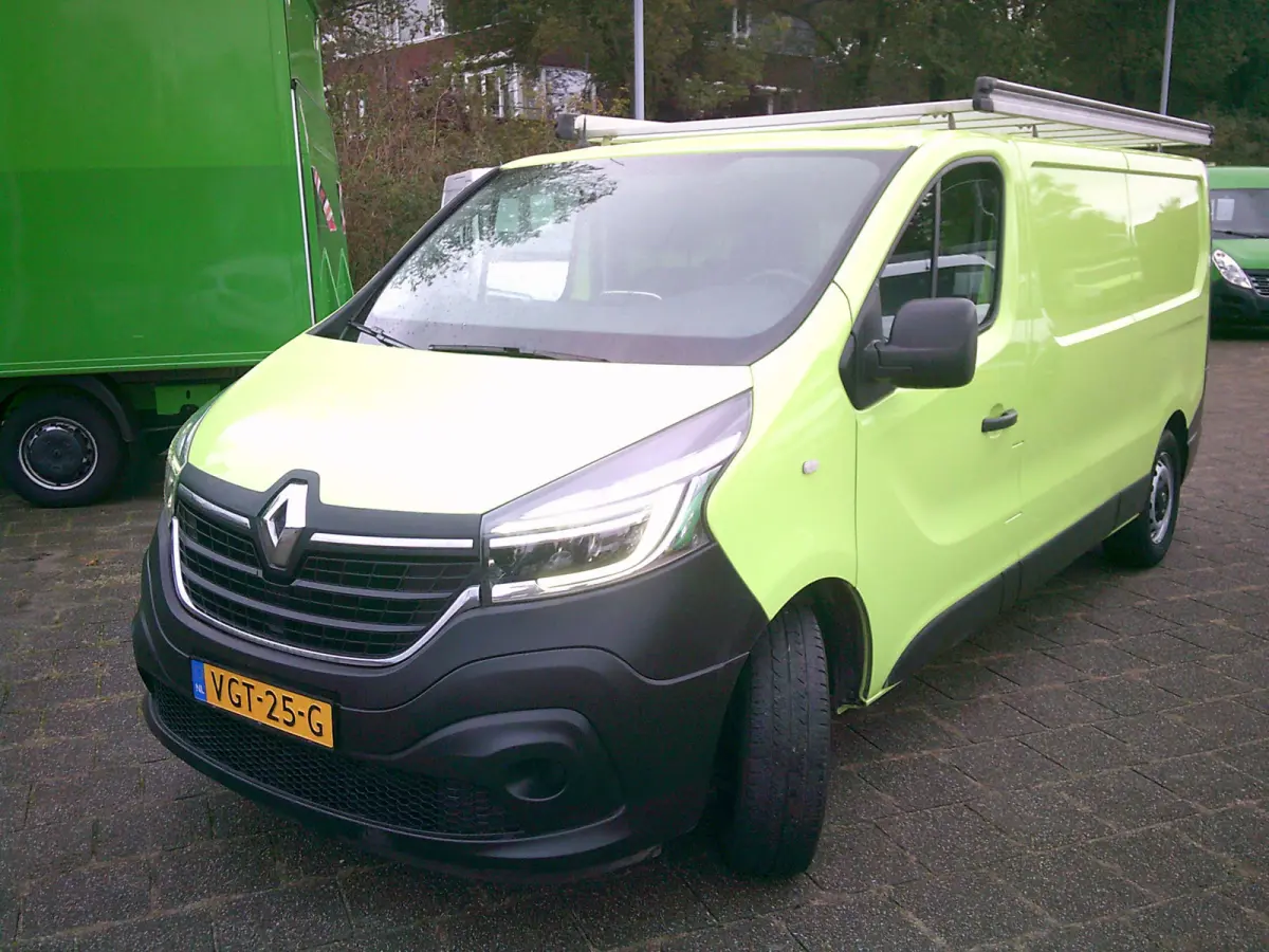1.6 dCi 95 T29 L2H1 Comfort VOORZIEN VAN AIRCO+CRUISE+TREKHAAK !!!
