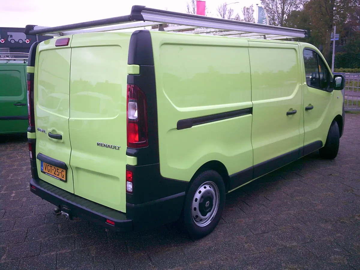 1.6 dCi 95 T29 L2H1 Comfort VOORZIEN VAN AIRCO+CRUISE+TREKHAAK !!!
