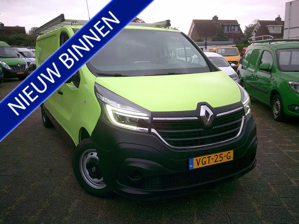 1.6 dCi 95 T29 L2H1 Comfort VOORZIEN VAN AIRCO+CRUISE+TREKHAAK !!!