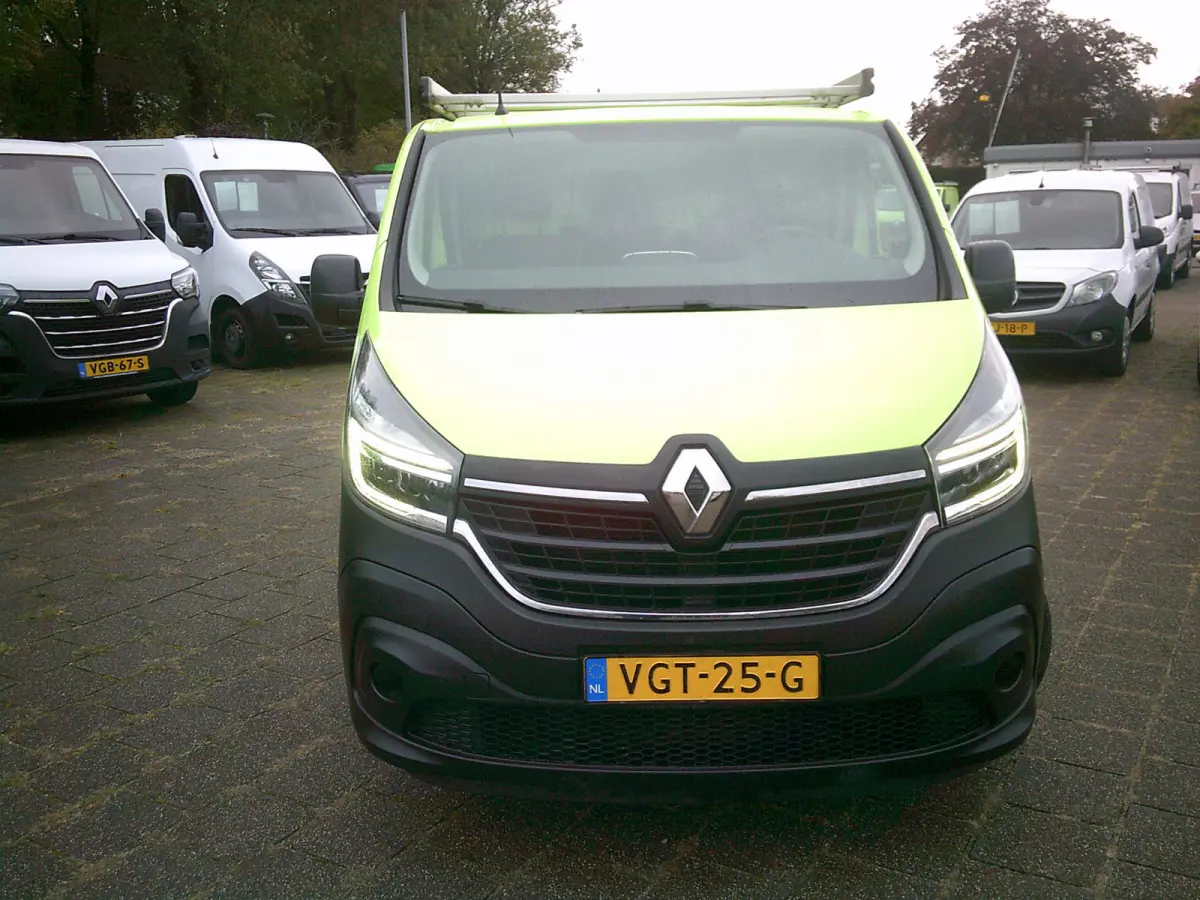 1.6 dCi 95 T29 L2H1 Comfort VOORZIEN VAN AIRCO+CRUISE+TREKHAAK !!!