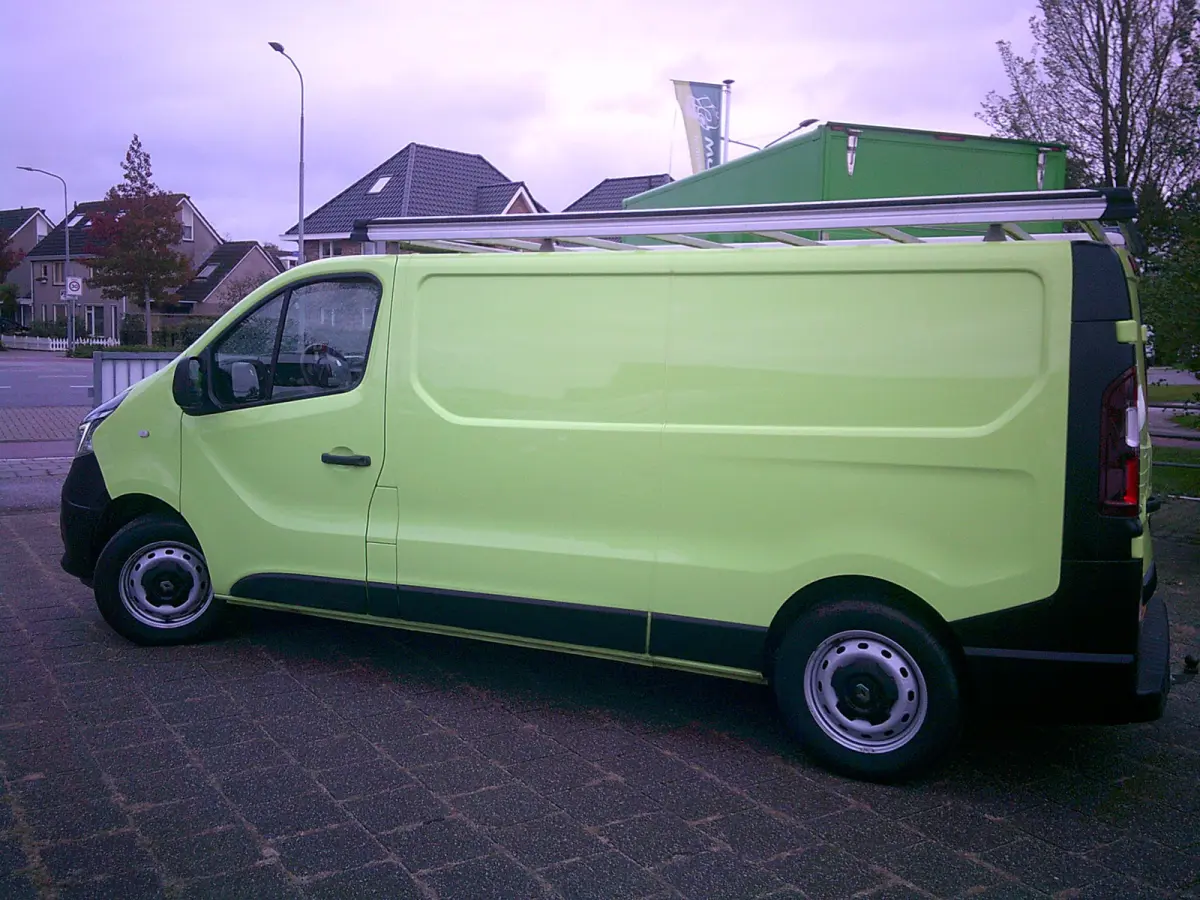 1.6 dCi 95 T29 L2H1 Comfort VOORZIEN VAN AIRCO+CRUISE+TREKHAAK !!!